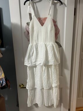 En Saison White Tiered Eyelet Tie-Shoulder Midi Dress
